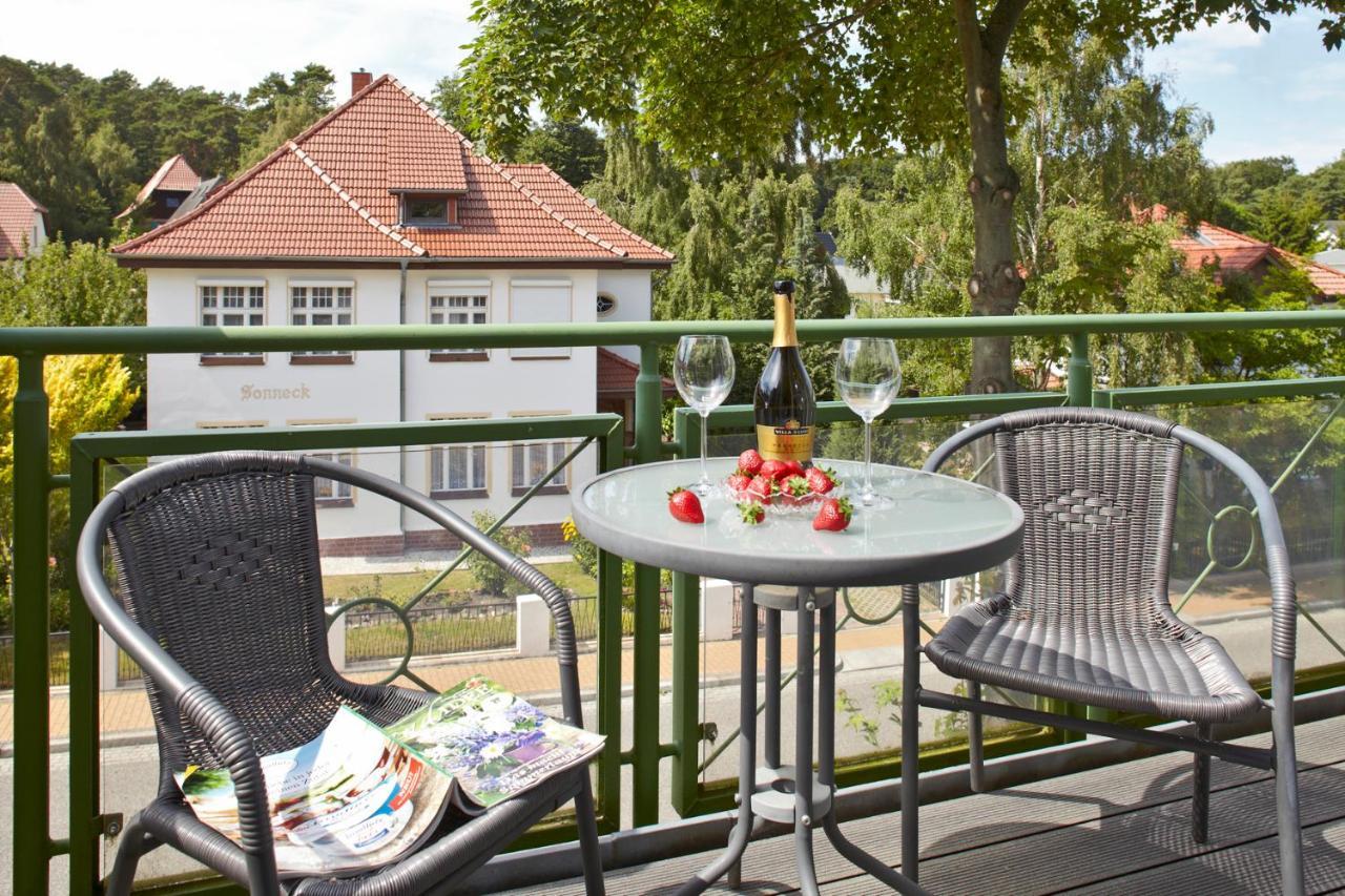 One-Bedroom Apartment,1038046252:JPEG